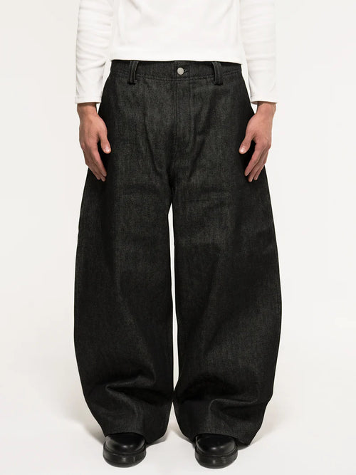 Japanese Curved-leg Jeans