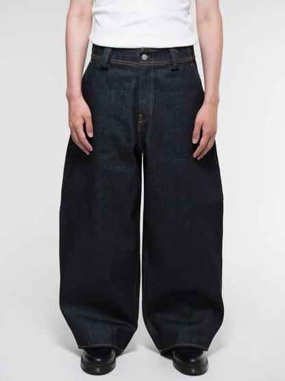 Japanese Curved-leg Jeans